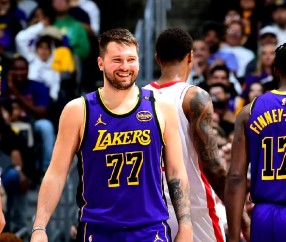 犹他爵士迎NBA总决赛关键赛，今晨遗憾出局，质疑声仍在，更衣室氛围转暖(兰波永恒)-ayx